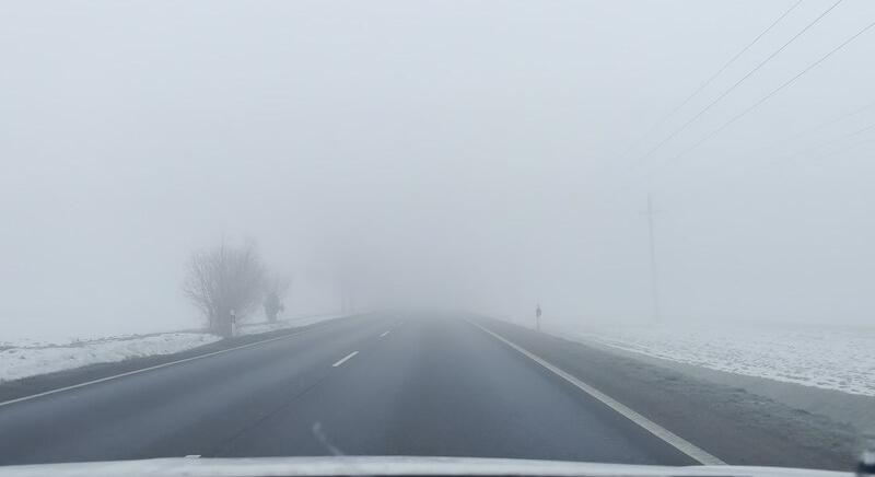 Több somogyi útszakaszon is nagyon-nagy a köd