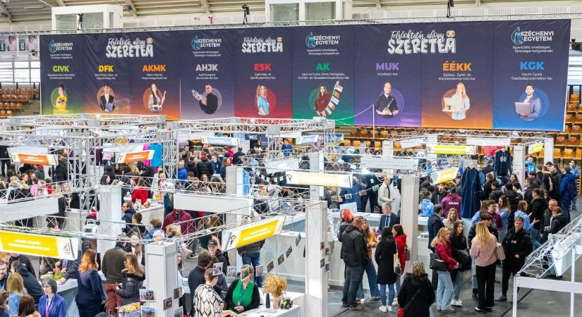 A Vas vármegyei fiatalokat is nyitott kapukkal várják a Széchenyi István Egyetemen