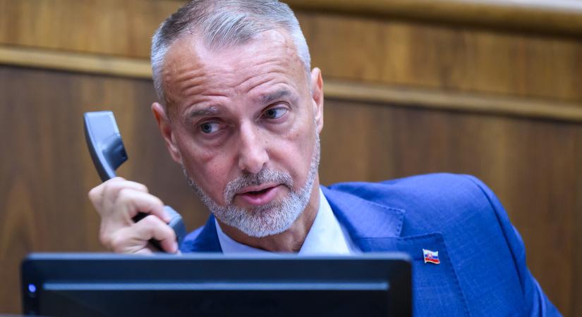 Raši: Nem foglalkozunk az előre hozott választásról szóló népszavazás ügyével