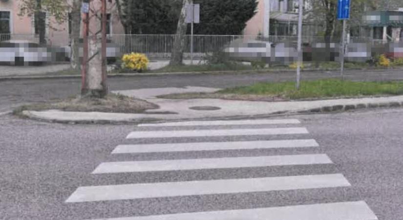 Elsodorta zebrán a gyalogost egy autós Kecskeméten, majd magára hagyta a nőt