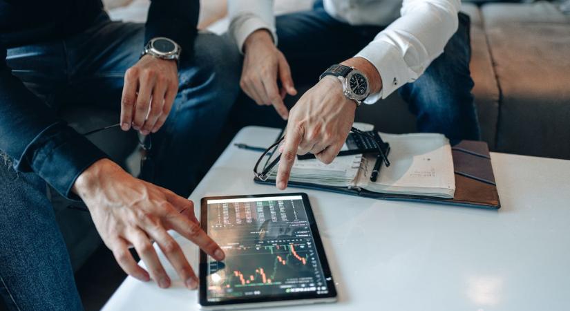 Kriptoeszköz‑szolgáltatók figyelem! Új szabályok és kötelezettségek 2026‑tól