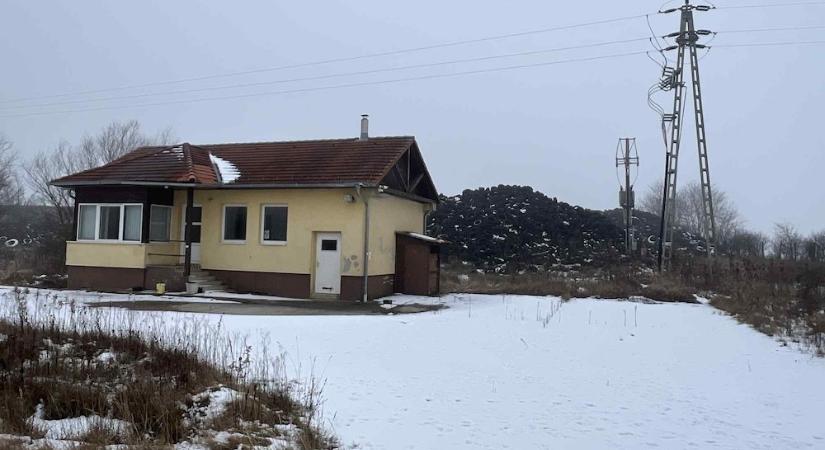Most egy picit mindenki magáénak érzi a nagykölkedi gumihegy felszámolásának sikerét