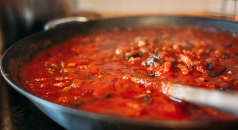 Ne edd meg ha ilyen paradicsomszószt vásároltál: üvegdarabok lehetnek benne