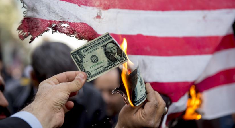 Trump aranykorról beszél, közben mindössze két tucat cég tartja életben az egészet