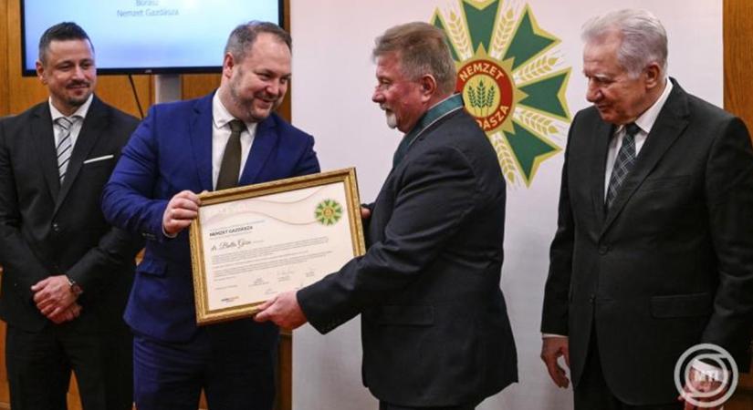 Akik termőre fordították a Kárpát-medence földjét: átadták a Nemzet Gazdásza címet