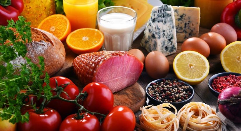 Hároméves csúcson a növényi olajok, történelmi mélyponton a cukor ára