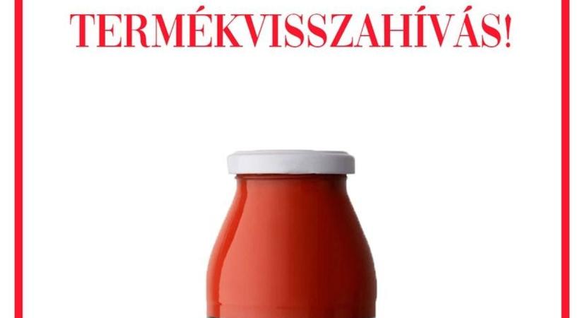 Népszerű paradicsomszószban találtak üvegdarabokat – aki megvette, semmiképpen ne egyen belőle