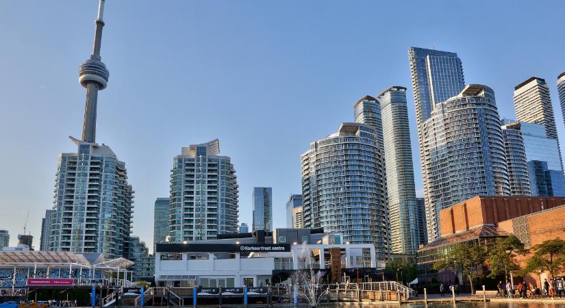 Tízezer dollárnyi rézkábel ellopása miatt tartóztattak le egy magyar férfit Torontóban