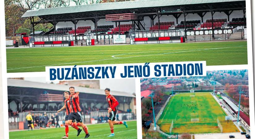 NS-képeslap: Dorogon büszkén támaszkodhatnak a múlt sikereire