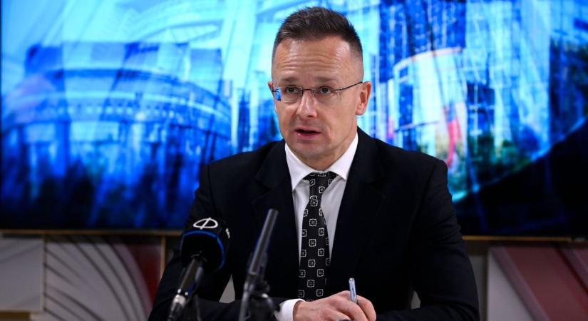 A külügyminiszter óva intette az EU-s nagyköveteket a választási beavatkozástól