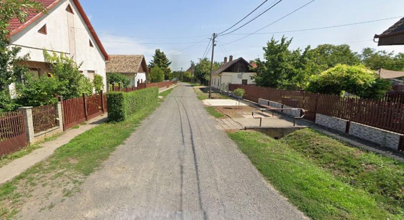 Több mint 7 millióból aszfaltoznak Bárándon
