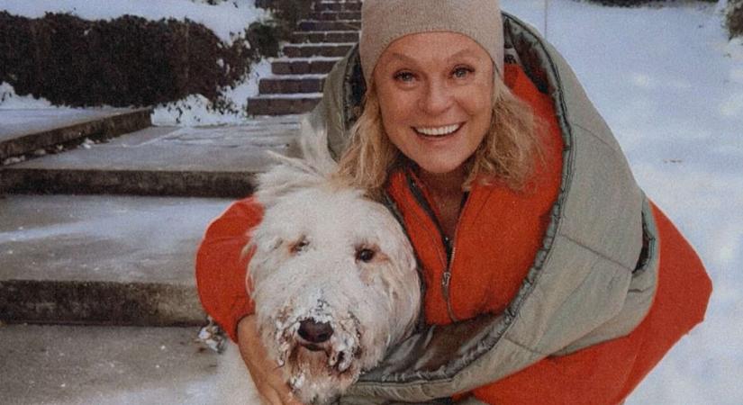 Hegyi Barbara 60 éves: „Miért kellene életformát váltani? Egyik nap megy a másik után!”