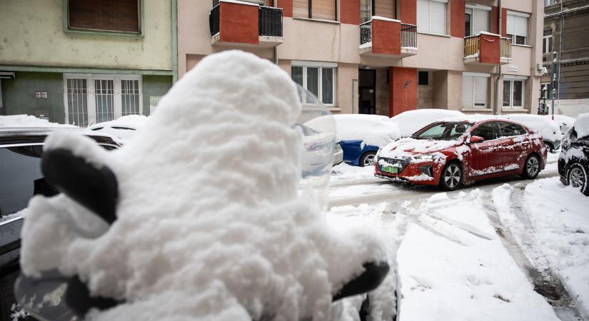 Hókáosz: 10 nap után sincs eltakarítva sok helyen a hó