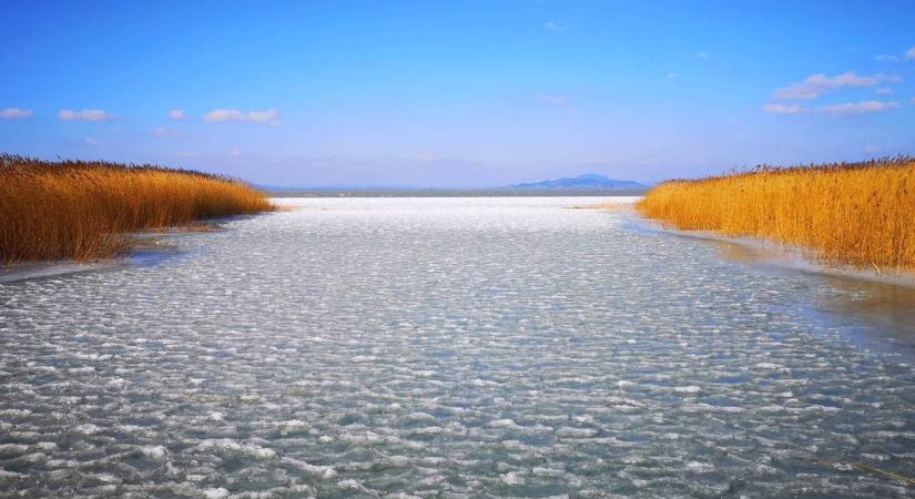 A Balaton déli partján már lehet korcsolyázni