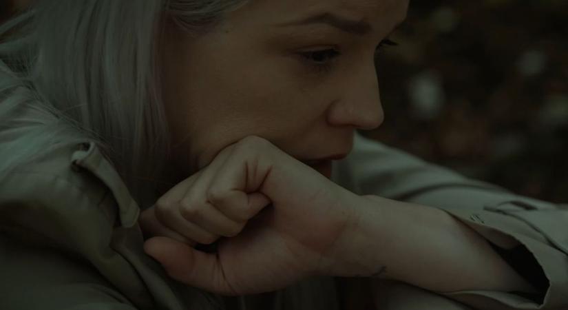 „A legférfiatlanabb dolog egy nőt bántani” – Megrázó klippel jött ki a Sugarloaf, Muri Enikő a családon belüli erőszakról vallott