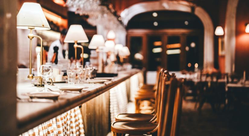 Kész, vége! Bezár a legendás pesti elitétterem, az ok: vendéghiány