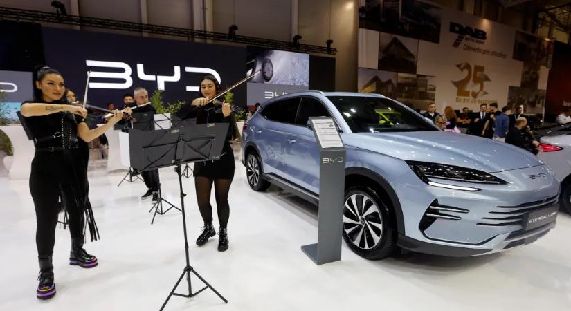 Berobbantak a kínai autók Romániában: egy év alatt csaknem megháromszorozódtak az eladások