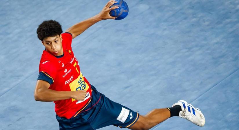 Bemutatkozott felnőtt tornán a kézilabda Lamine Yamalja