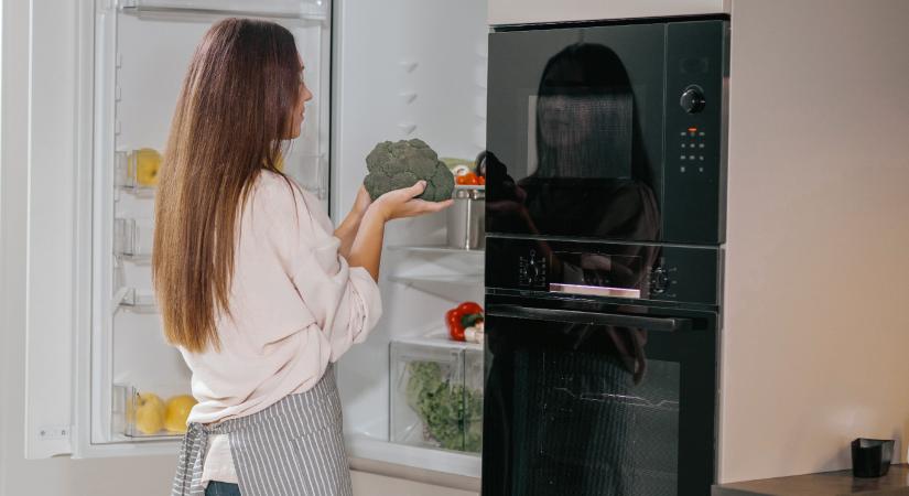 Csak úgy falja az energiát ez a konyhai eszköz, 60 hűtő fogyasztását is lepipálja