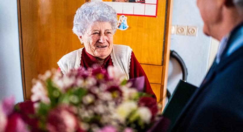 Kilenc évtized egy tanyától a városig – 90 éves Arany Ernőné Bódai Lídia