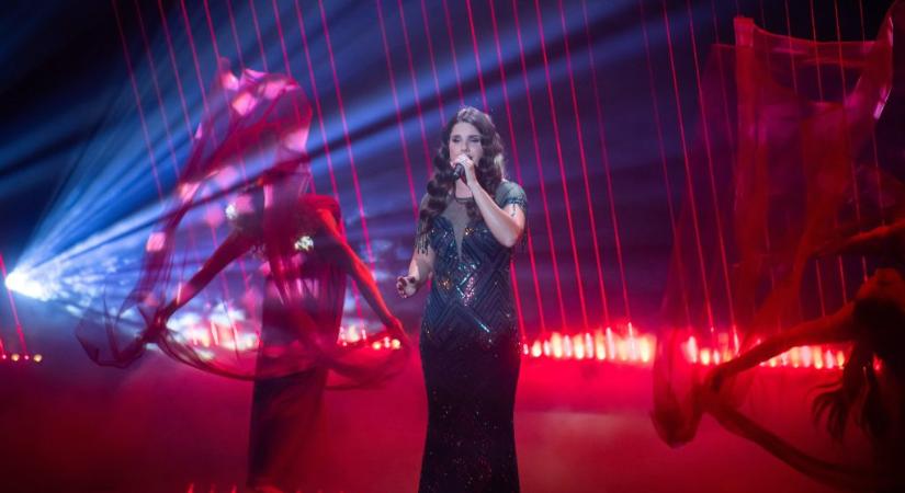 Leégett Agárdi Szilviáék otthona: édesapja mentette meg az énekesnőt és a férjét