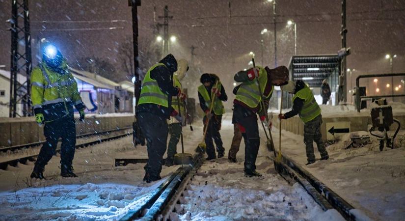 Történelmi bejelentés: Lázár János üzent a MÁV-dolgozóknak – már csak pár napot kell várni