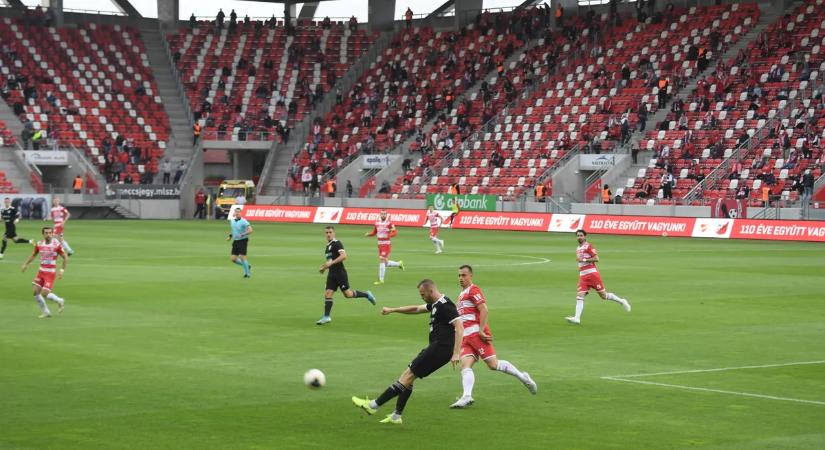 Megdöbbentő bejelentést tett az NB I-es focicsapat