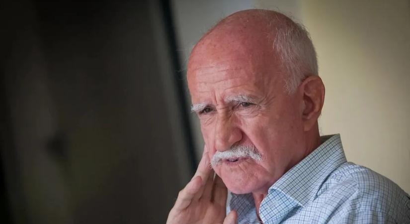 Meghalt Koltai János