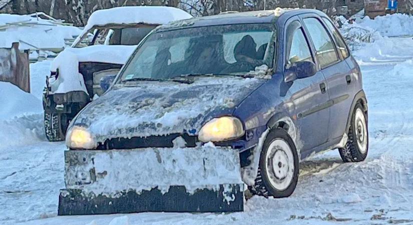 Hótolóvá alakította az autóját, jól megbüntették érte