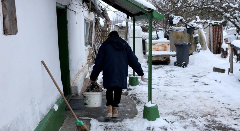 Már érkezik a plusz tűzifa a rászorulókhoz