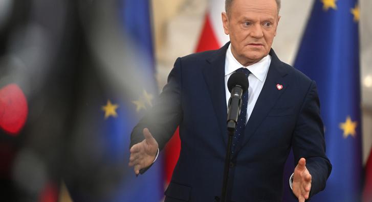 Donald Tusk szerint Oroszország áll a lengyel energiaszektor elleni kibertámadás mögött