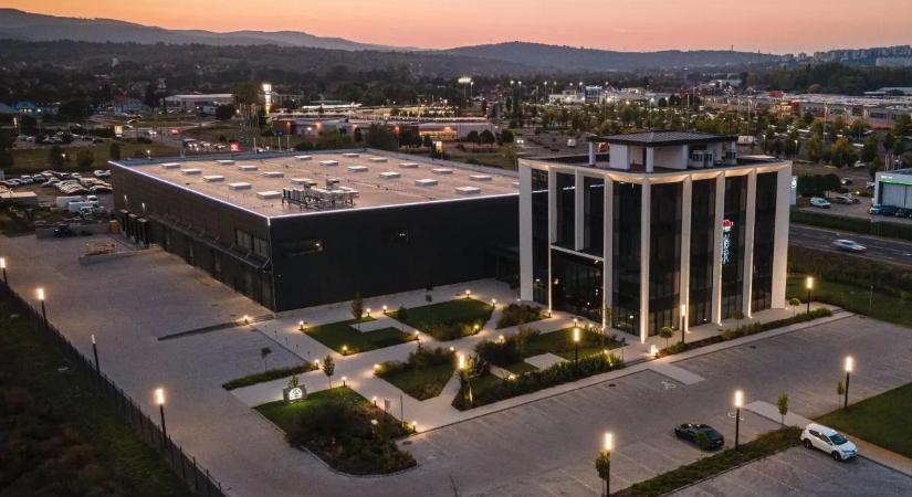 Elindult! Ingyenes energiatároló- és invertercsere-program a napelemes rendszerekhez