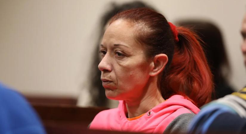 Deák téri késelés: ezt tette Martin gyászoló édesanyja, amikor a szakértő megszólalt a tárgyaláson