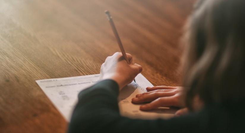 Sok szülő nem is hallott róla: ingyen angol különóra jár minden magyar diáknak