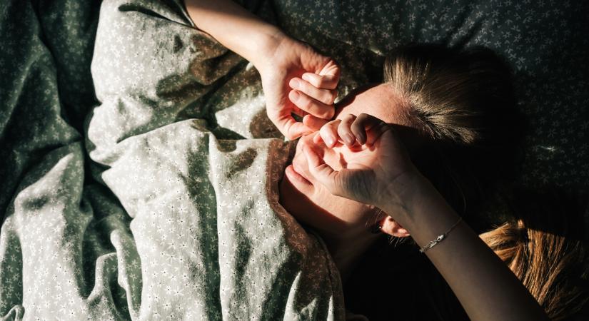 Lefekvés előtti szokások, amelyektől jobbat alszol – Így alakítsd ki az esti rutinod