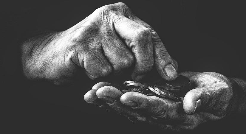 Idén később jön a 14. havi nyugdíj! Megszólalt a Bankszövetség: erre készüljenek a nyugdíjasok