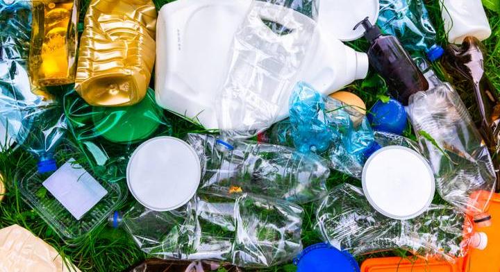 Ezekben a kávézókban szeméttel fizetnek az ételért – fél kiló műanyagért reggeli jár