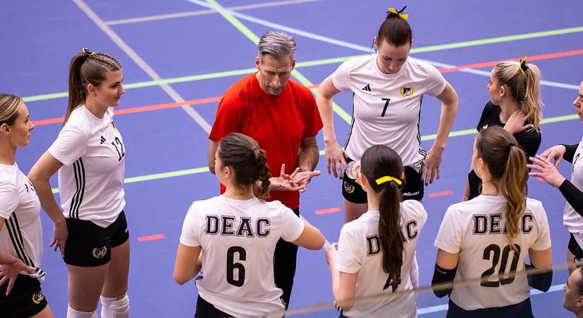 Hazai pályán zárják a bajnokság első szakaszát a DEAC női röplabdázói