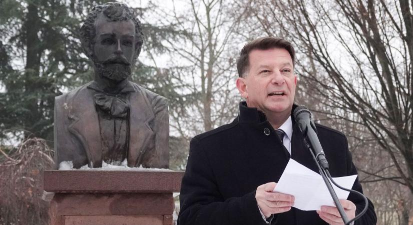 Endrődi Sándor munkássága és alsóörsi kötődése előtt tisztelegtek (galéria)