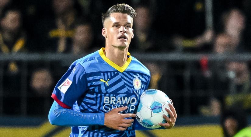 Újabb jel utalhat arra, hogy a magyar válogatott támadó klubot vált