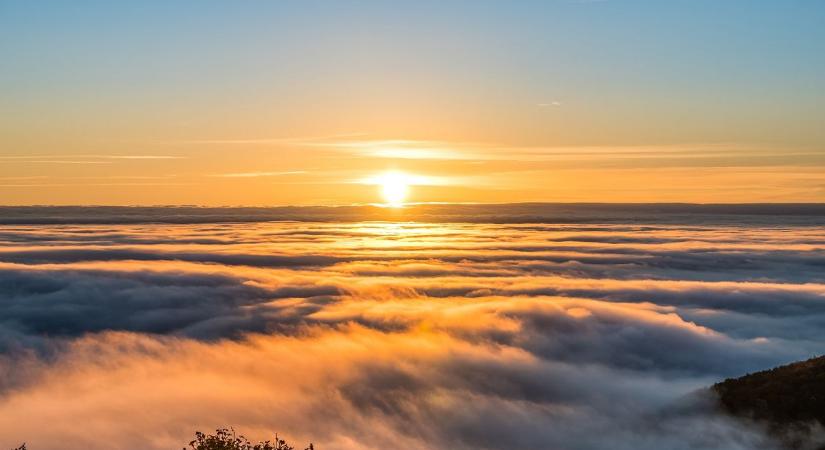 Hétvégi időjárás: lassú tisztulás, kisebb napfény, majd újra fagy