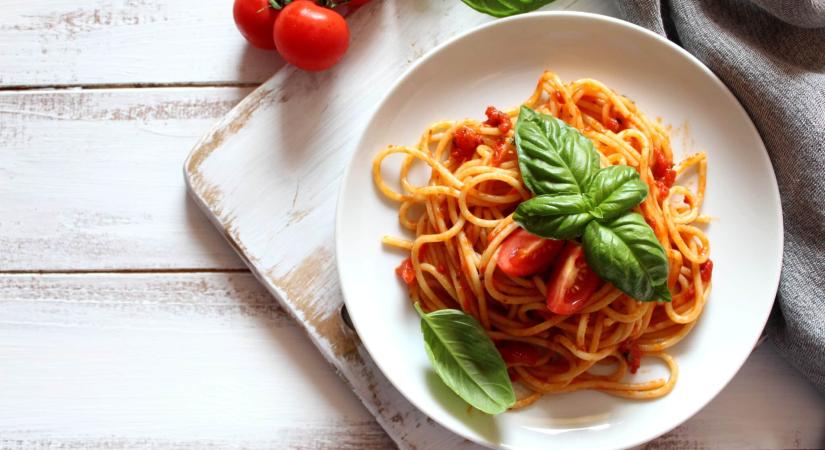 Fűszert és paradicsomszószt hívott vissza a hatóság: vigyázz, ha paradicsomos tésztát ennél!