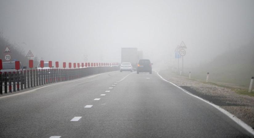 A párás reggel után felszakadozik a felhőzet