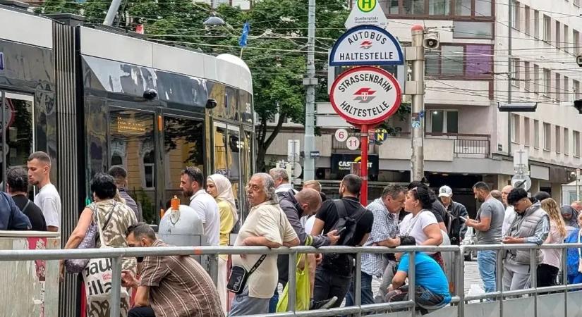 Ausztriában szigorítanának, Brüsszel háborús hitelt vesz fel, a feszültség fokozódik Grönlandon