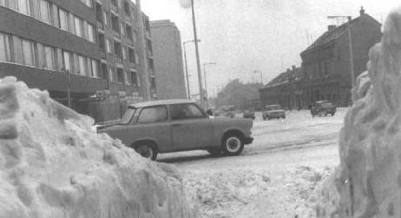 Havas varázslat Szombathelyen: Ilyen volt régen a fehérbe burkolózott város - fotók, videó