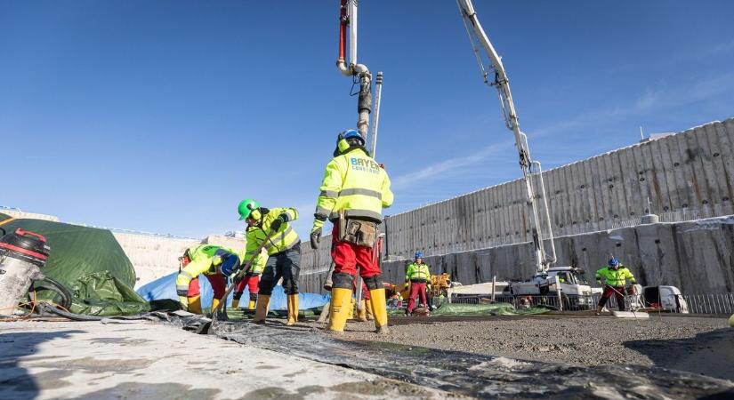 Közeleg az első betonöntés: felpörögtek a munkák a Paks II. 5. blokkjánál
