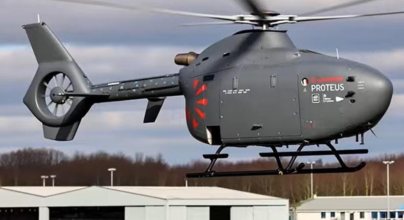 Titokzatos helikopter emelkedett a levegőbe: az orosz tengeralattjárók sem menekülnek