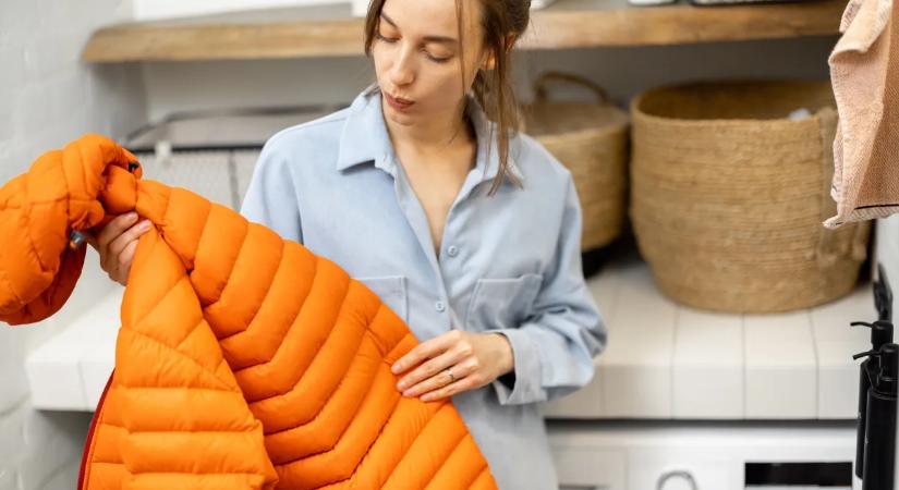 Toll- és pehelykabát mosása: így lesz tiszta anélkül, hogy tönkremenne