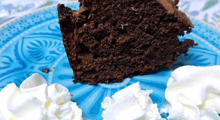 Puha, illatos Sacher-kuglóf: a csokis-barackos álom új arca