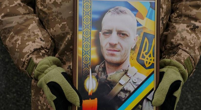 Gyász: 37 éves katonát kísértek utolsó útjára Ungváron